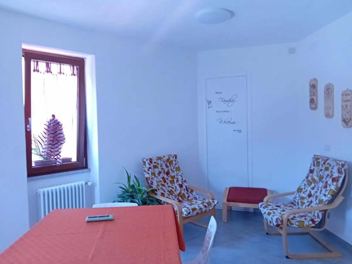 Dom wakacyjny Willa Casa Di Ariel Carlazzo